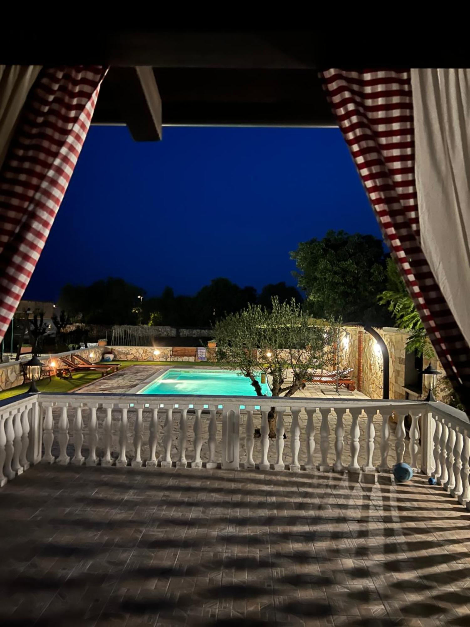 Holiday Home Iva With Pool Sukošan 外观 照片