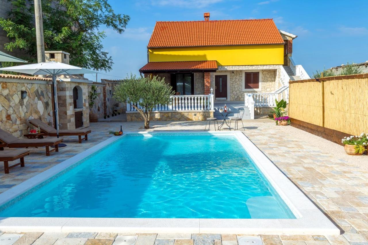 Holiday Home Iva With Pool Sukošan 外观 照片