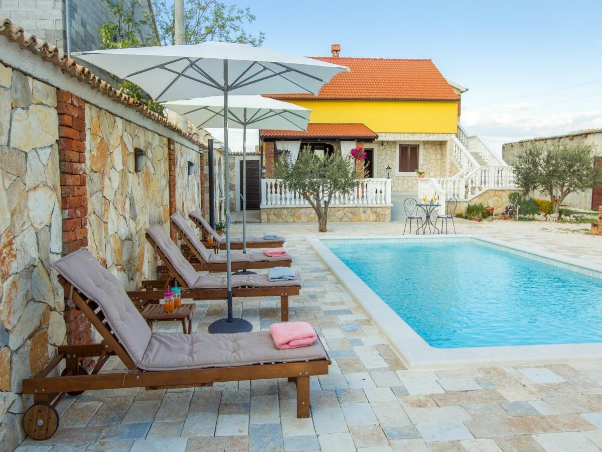 Holiday Home Iva With Pool Sukošan 外观 照片